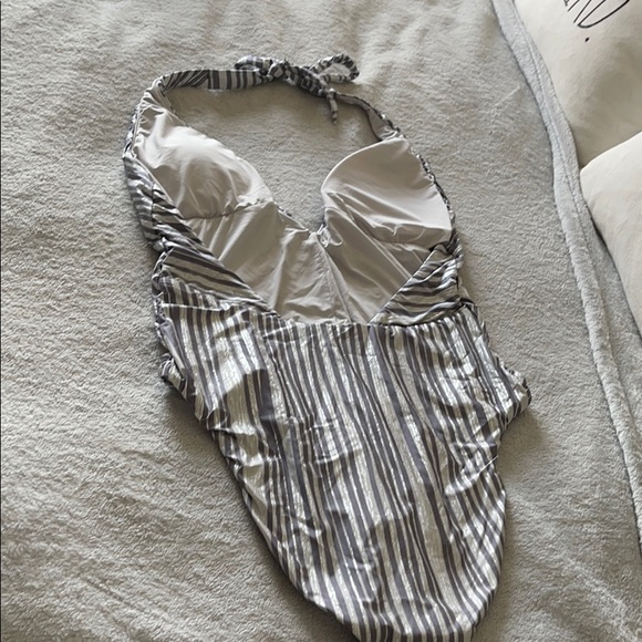 BCBGMAXAZRIA || One Piece Bathing Suit - Picture 6 of 6